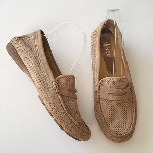 VANELI TAN PERFORATED SUEDE DRIVING LOAFERS